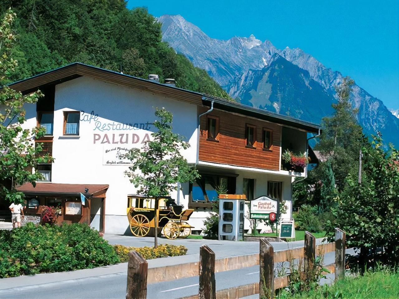 Hotel Gasthof Paluda - Pizzeria Dalaas Esterno foto